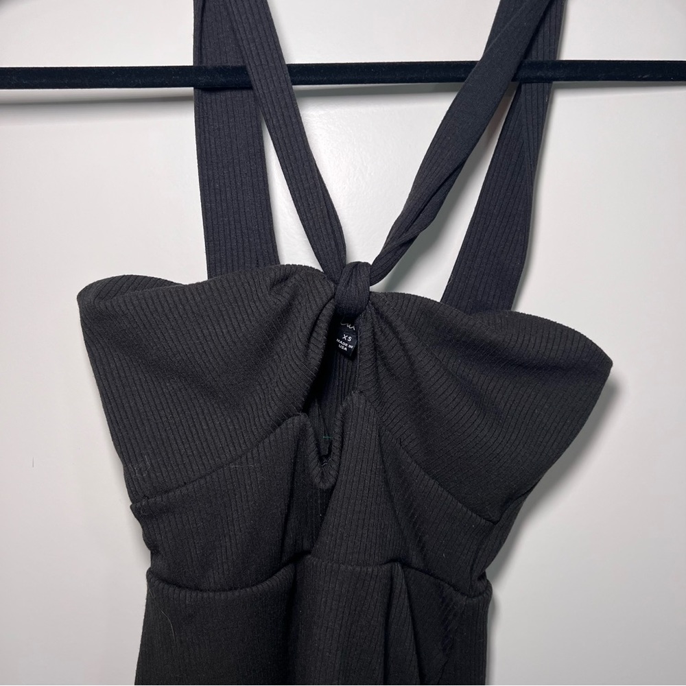 Lulu’s ~ Black Ribbed Romper XS